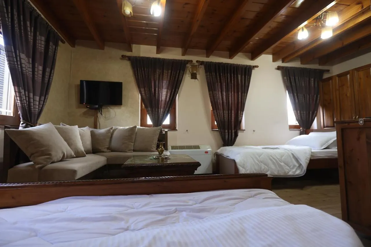 Vila Alket Korce Albania